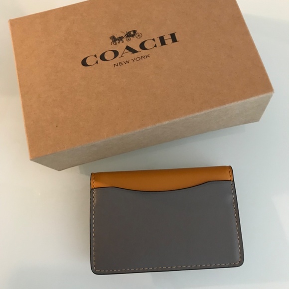 Coach CardHolders - Picture 4 of 9